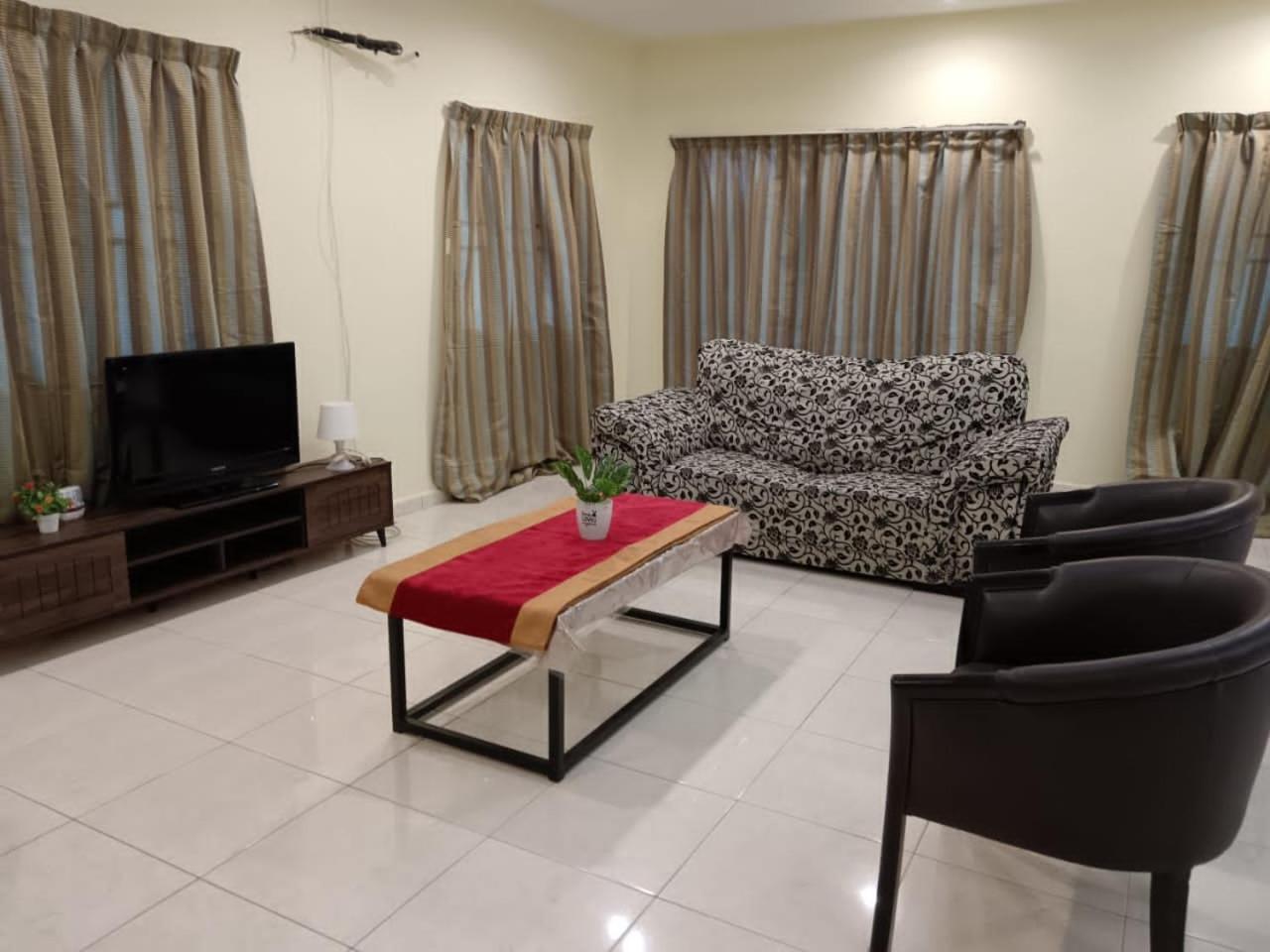 Mutiara Height Homestay Bentong Exterior foto